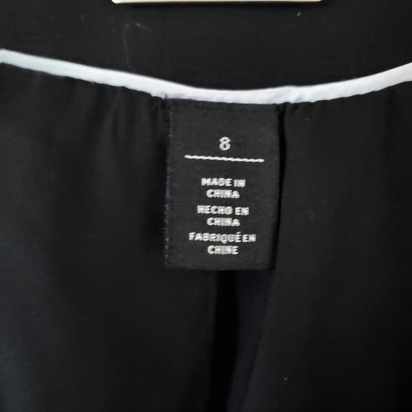White House Black Market short/cropped classic black blazer front closure size 8 - Picture 4 of 12